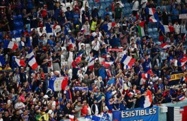 Bentrok Lagi, Suporter Prancis Ngamuk atas Kekalahan Les Bleus