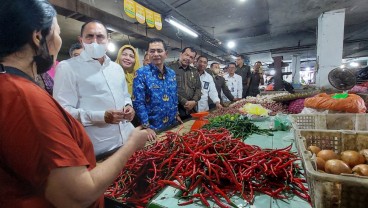 Edy Rahmayadi Sidak Pasar, Harga Pangan Sumut Terpantau Relatif Stabil Jelang Nataru