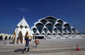 Masjid Raya Al Jabbar Sudah Siap Diresmikan