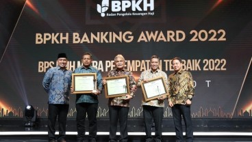 BRK Syariah Terima 2 Penghargaan Sebagai Bank Penerima Setoran Haji Terbaik 2022