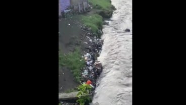 Video Buang Sampah di Sungai Brantas Kota Malang Diperbincangkan