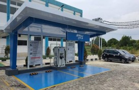 Liburan Nataru Naik Mobil Listrik, Berikut 9 Lokasi SPKLU di Tol Trans Jawa