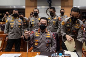 Jokowi Instruksikan TNI-Polri Pastikan Keamanan Perayaan…