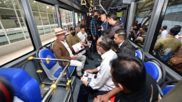 Delapan Bus Listrik Buatan INKA Beroperasi di Bandung