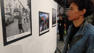 Mahasiswa Udinus Gelar Pameran Senin Komsikra Live