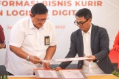 Bantu Kinerja Logistik, Pos Indonesia dan Lion Air Group Bangun Tol Udara
