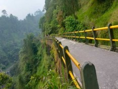 Wisata Plunyon Longsor, Lokasi Syuting KKN di Desa Penari Ini Ditutup