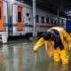 Rel Tergenang Banjir, PT KAI Batalkan Jadwal KA Kaligung