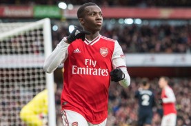 Arsenal Bekuk Brighton dan Jauhi Manchester City,…
