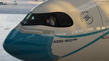 IHSG Dibuka Melemah Bersama Saham Garuda (GIAA)