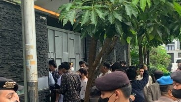 Cek TKP Pembunuhan Brigadir J, Hakim Cs Tiba di Rumah Ferdy Sambo