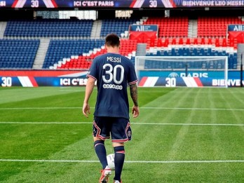 Kembali Bergabung ke PSG, Messi Baru Bisa Main Minggu Depan