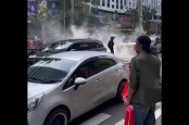 Asap di Depan Pintu Masuk GBK, Polisi: Bukan Gas Air Mata, tapi Flare