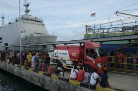 Kapal Perang TNI Berhasil ke Karimunjawa, 100 Kiloliter…