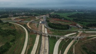 Puncak Musim Hujan, WSBP Genjot Pengerjaan Tol Jakarta Cikampek II