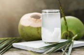 Ini 11 Manfaat Air Kelapa Muda Bagi Kesehatan yang Kaya Nutrisi