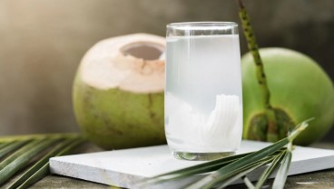 Ini 11 Manfaat Air Kelapa Muda Bagi Kesehatan yang Kaya Nutrisi