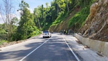 Buka Wilayah Terisolir, Sulsel Rampungkan Pengerjaan Jalan Toraja - Luwu