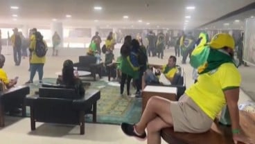 Ricuh Pendukung Bolsonaro, Gubernur Distrik Brasil Dipecat!