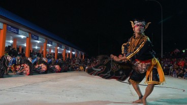 Dukung Pengembangan UMKM dan Seni Budaya, Pupuk Kaltim Gelar Pertunjukan Kuda Lumping di Pujasera NPK Pelangi