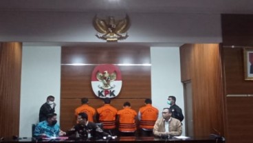 KPK Tahan 10 Tersangka Suap RAPDB Provinsi Jambi