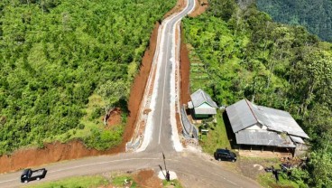 Pembangunan Jalan Salem Brebes yang Rusak Akibat Longsor Akhirnya Rampung