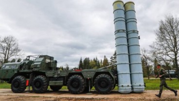 Rusia Mulai Kirim Skuadron Ketiga Sistem Rudal S-400 ke India