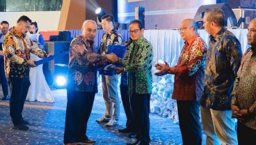 Optimalkan TJSL Melalui Rumah Layak Huni, Pupuk Kaltim Raih Penghargaan Pemprov Kaltim