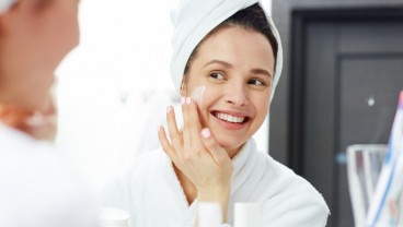 Simak 8 Manfaat Sunscreen Buat Wajah, Bisa Mencegah Penuaan Dini