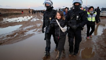 Demo di Tambang Batu Bara Jerman, Aktivis Iklim Greta Thunberg Ditahan Polisi