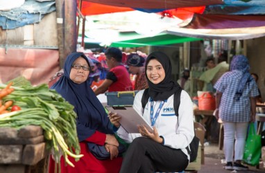 UGM Sampaikan Kontribusi PNM Mekaar di Komunitas