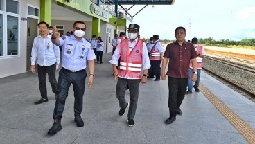 Terhubung ke Bandara, Menhub Dorong Penyelesaian Jalur KA Maros-Mandai