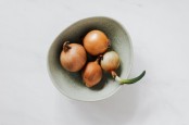 Manfaat Bawang Bombay bagi Kesehatan, Serta Efek Sampingnya