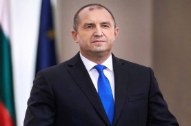 Presiden Bulgaria: Pasok Senjata ke Ukraina Bisa Picu…