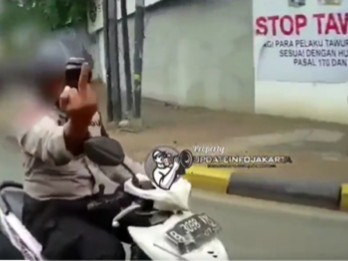 Fakta Video Viral Polisi Acungkan Jari Tengah ke Ambulans yang Menyalip