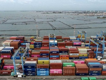 Arus Bongkar Muat IPC Terminal Petikemas pada 2022 di Atas Target