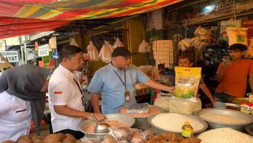 Minyak Goreng Curah Mulai Langka di Makassar