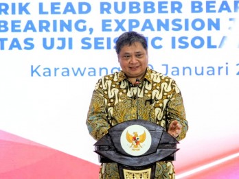 Airlangga: Industri Karet Lokal Berkontribusi Bangun Infrastruktur Tahan Gempa