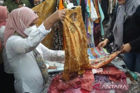Ibu Negara Iriana Joko Widodo Beli Tas dan Daster…