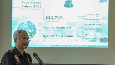 Target Penerimaan Bea dan Cukai 2023 KPPBC Teluk Bayur Turun Signifikan