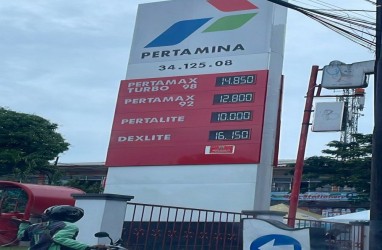 Harga BBM Februari 2023, Pertamax Turbo dan Pertamina Dex Naik!