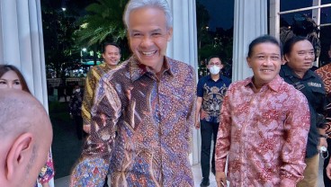 SMRC: Ganjar vs Anies Berpotensi Head to Head di Pilpres 2024