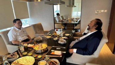 Momen Akrab Luhut dan Surya Paloh Makan Bareng di Wisma Nusantara