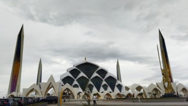 Kronologi Bocah Jatuh dari Lantai 2 Masjid Al Jabbar, Terperosok dan Kepala Terbentur