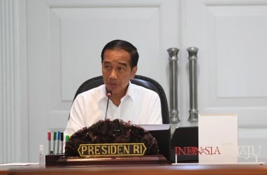 Jokowi Minta OJK Dukung Hilirisasi Tambang hingga Kelautan