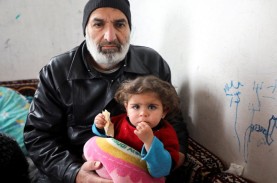 Balita Suriah Selamat dari Gempa M 7,8, Ibu dan Saudaranya…