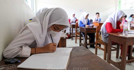 Ilustrasi siswa SMP. Bisnis/Suselo Jati