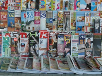 Peneliti: Media Cetak Masih Dipercayai Masyarakat, tapi Tergerus Media Online