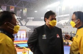 Sekjen Golkar Bantah Partai Terpecah Jadi Dua Kubu, Luhut dan Airlangga