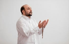 Syarat, dan Doa Niat Puasa Ramadhan Lengkap dengan Artinya